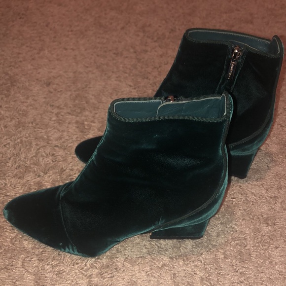 Jimmy Choo green velvet ankle boots size 35.5 - Picture 15 of 16